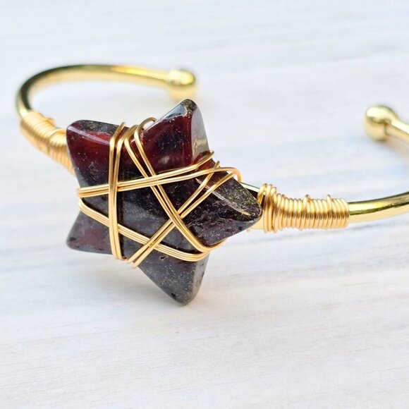Dragons Blood Star Cuff ✦ Wire-Wrapped 14Kt Gold Over Copper ✦ Courage Tailsman - Picture 10 of 10